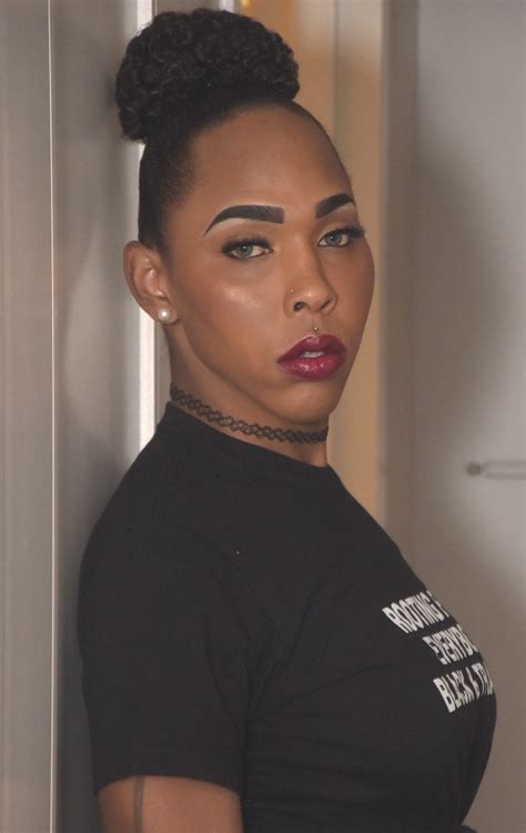 BLACK @ Tranny Clips